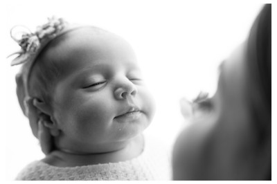 Katerina Drouka | Retratos familiares en Atenas – momentos naturales y auténticos entre padres e hijos.