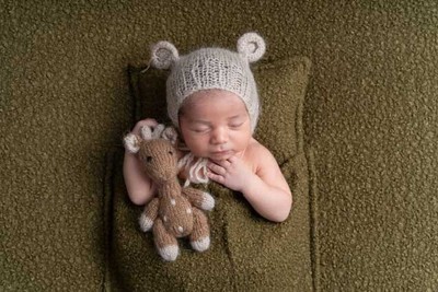 Your baby's first professional photo session.