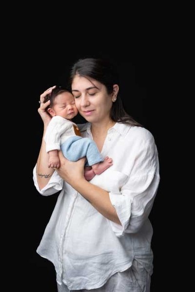 Elegant family portraits you'll cherish forever.