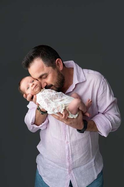 Family photography in Athens at Mon Petit Bébé Studio.