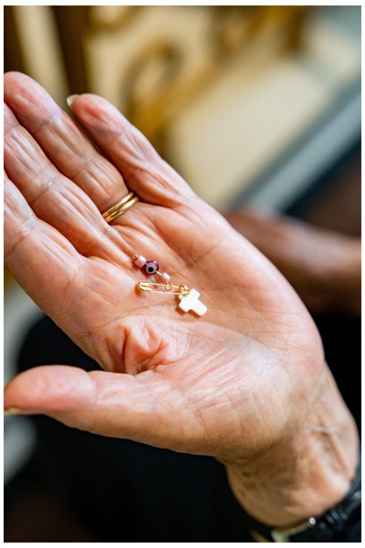 Μυστήριο βάπτισης στην Αθήνα μέσα από επαγγελματικό φακό.