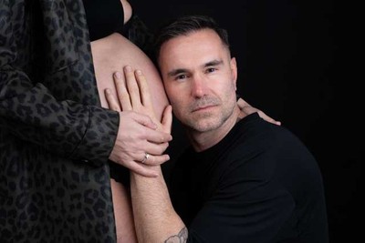 Professional maternity studio in Athens.
