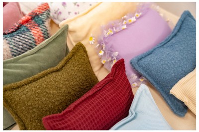 loral props newborn, φωτογράφηση εγκύων, newborn photography Athens, Mon Petit Bébé, Κατερίνα Δρούκα.  Μαλακά μαξιλαράκια για φωτογράφηση νεογέννητων – Mon Petit Bébé, Κατερίνα Δρούκα.