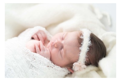 athensnewborn photographer.   monpetitbebe.gr