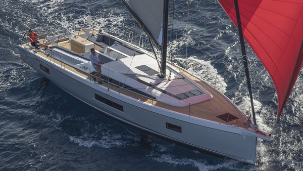 S/Y Forkys exterior design 2