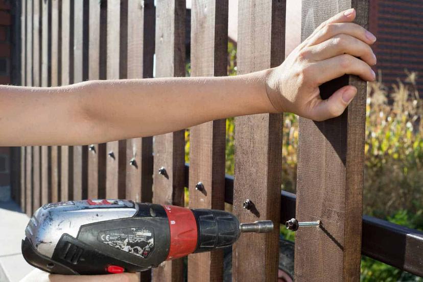 GATE REPAIR AND
 ADJUSTMENT