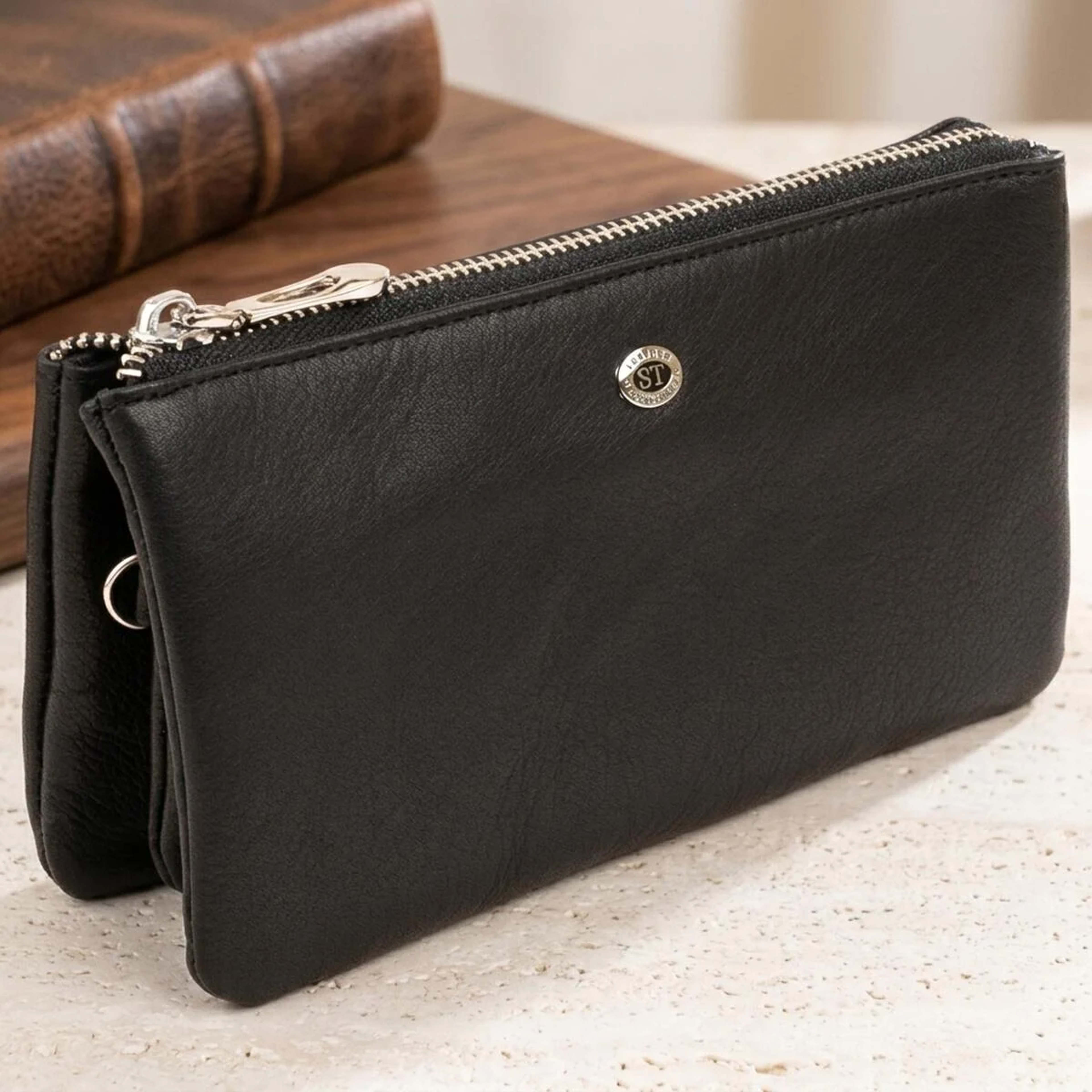 Місткий клатч на два відділення жіночий ST Leather 19246 Чорний