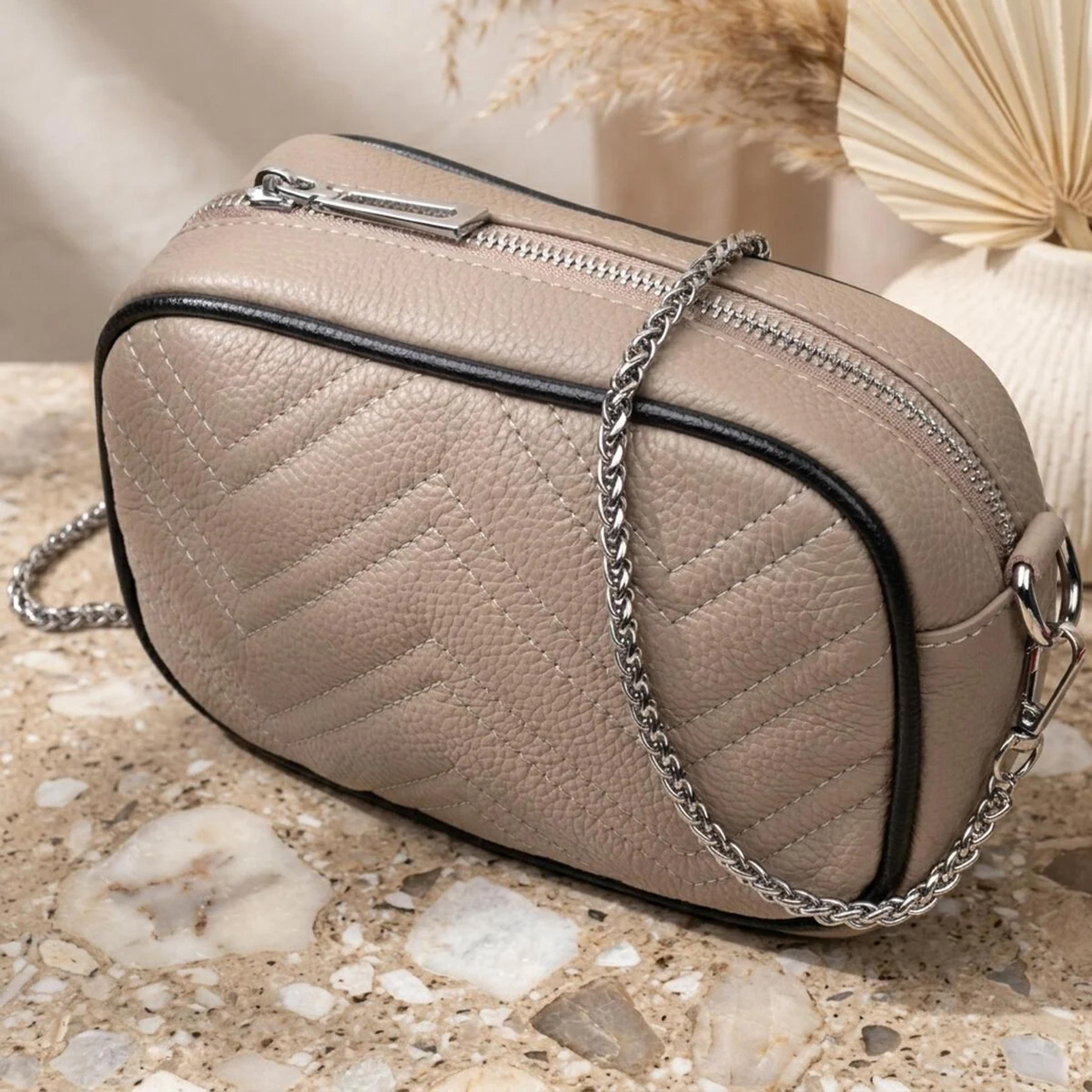 Жіноча вечірня сумка на ланцюжці з натуральної шкіри Vintage 22381 Бежева