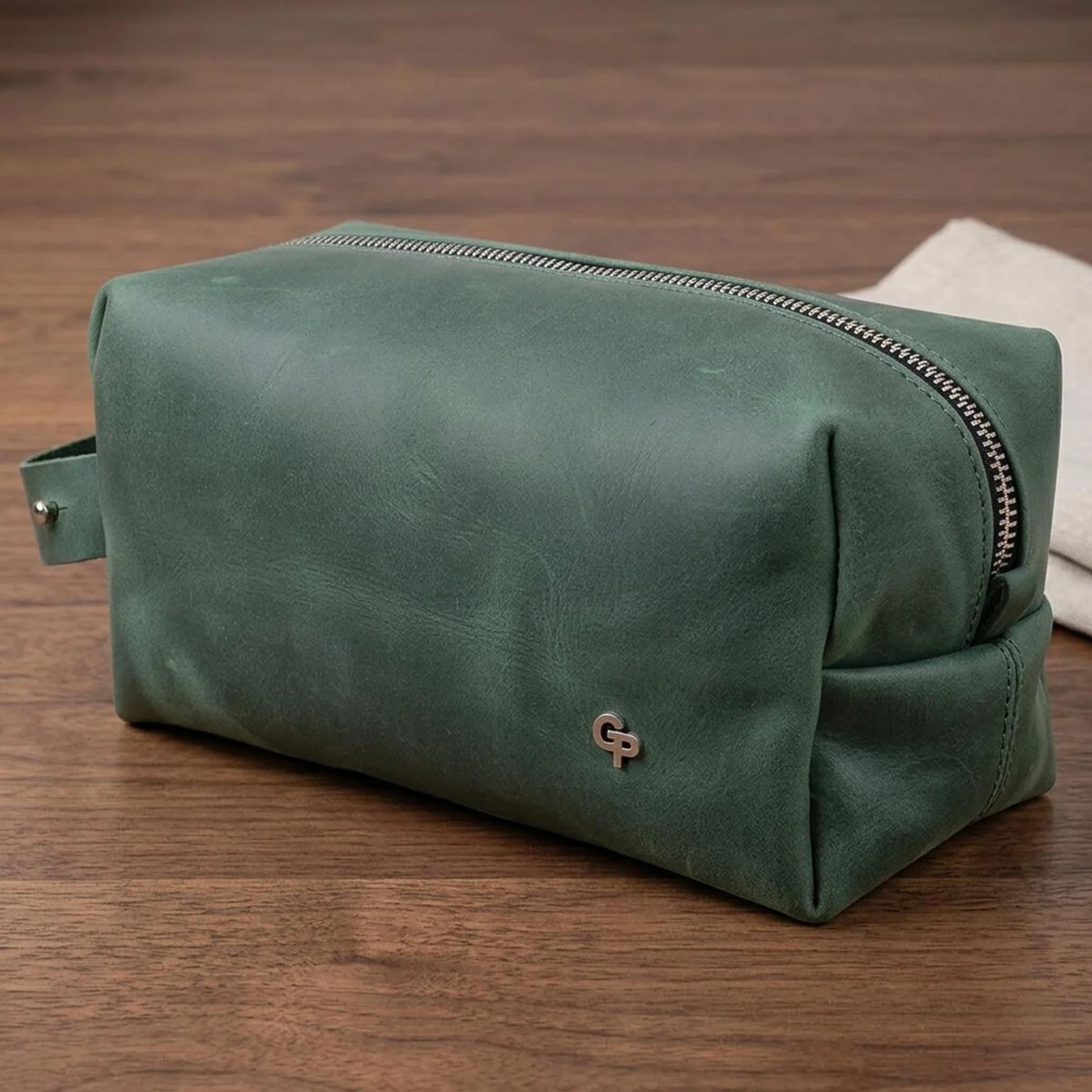 Кожаная косметичка унисекс GRANDE PELLE 11573 Зеленый