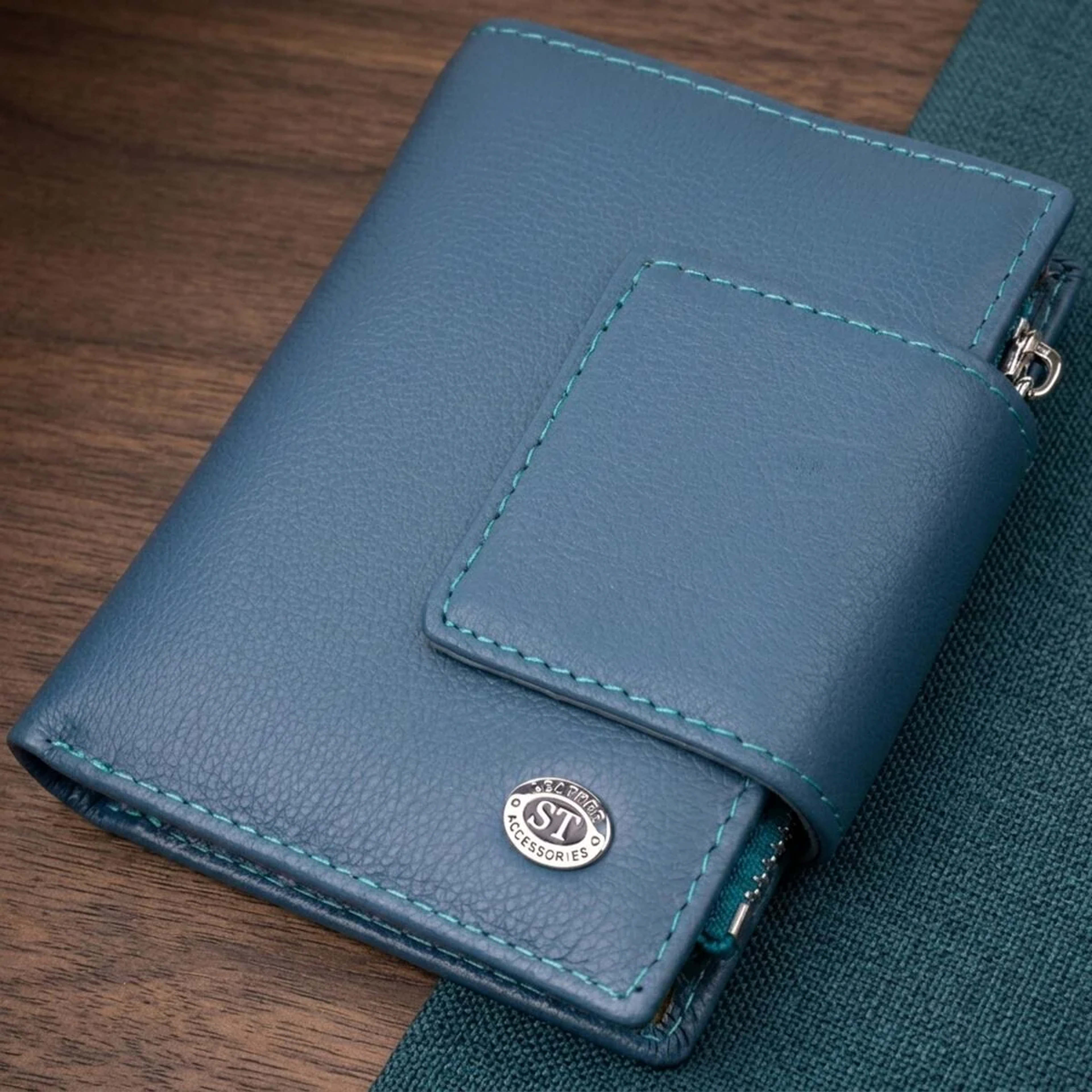 Жіноче портмоне з оригінальною монетницею з натуральної шкіри ST Leather 19450 Бірюзовий