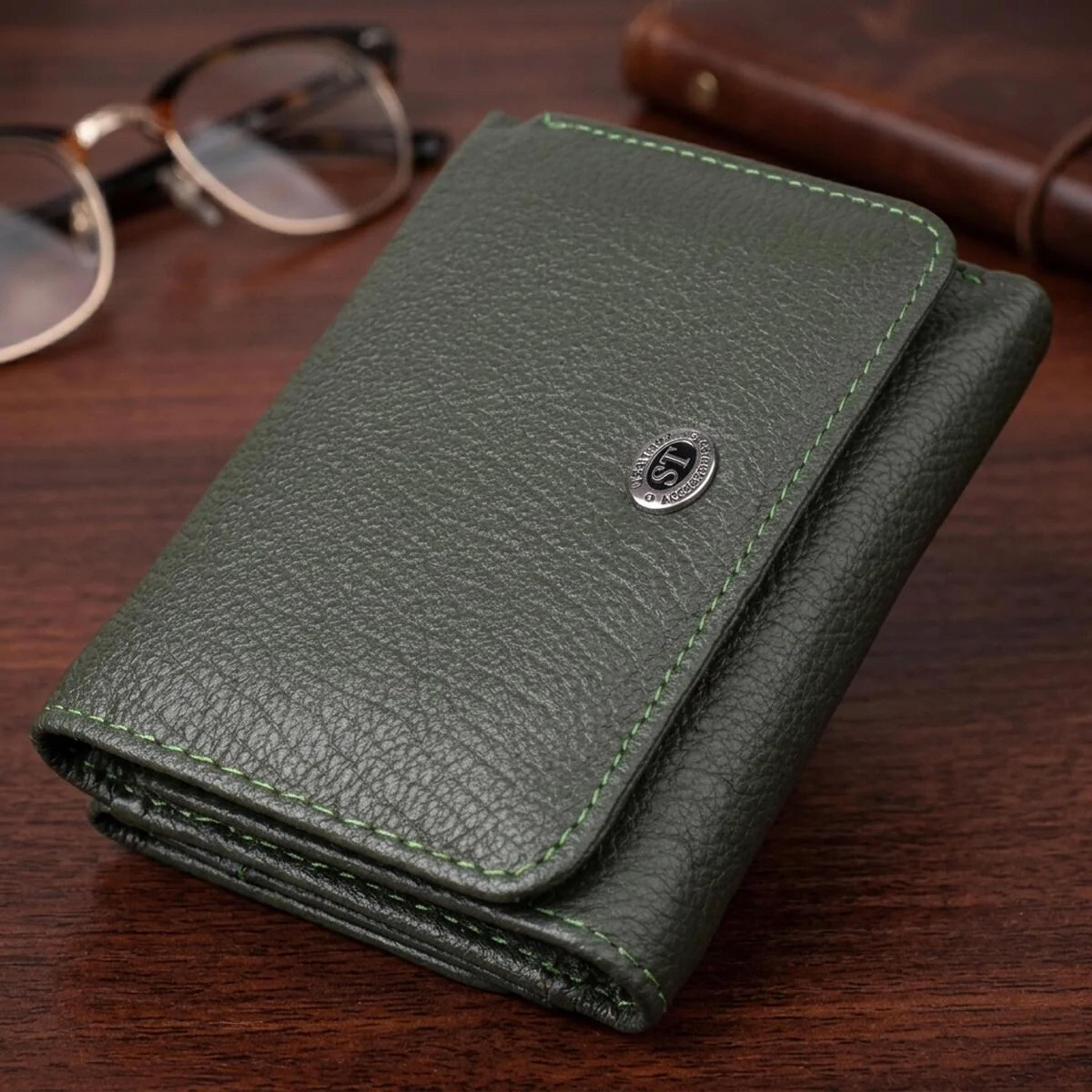Жіночий гаманець компактного розміру з натуральної шкіри ST Leather 23072 Зелений
