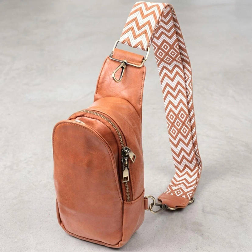 Цікава сумка через плече в модному кольорі з екошкіри Vintage 22793 Рудий