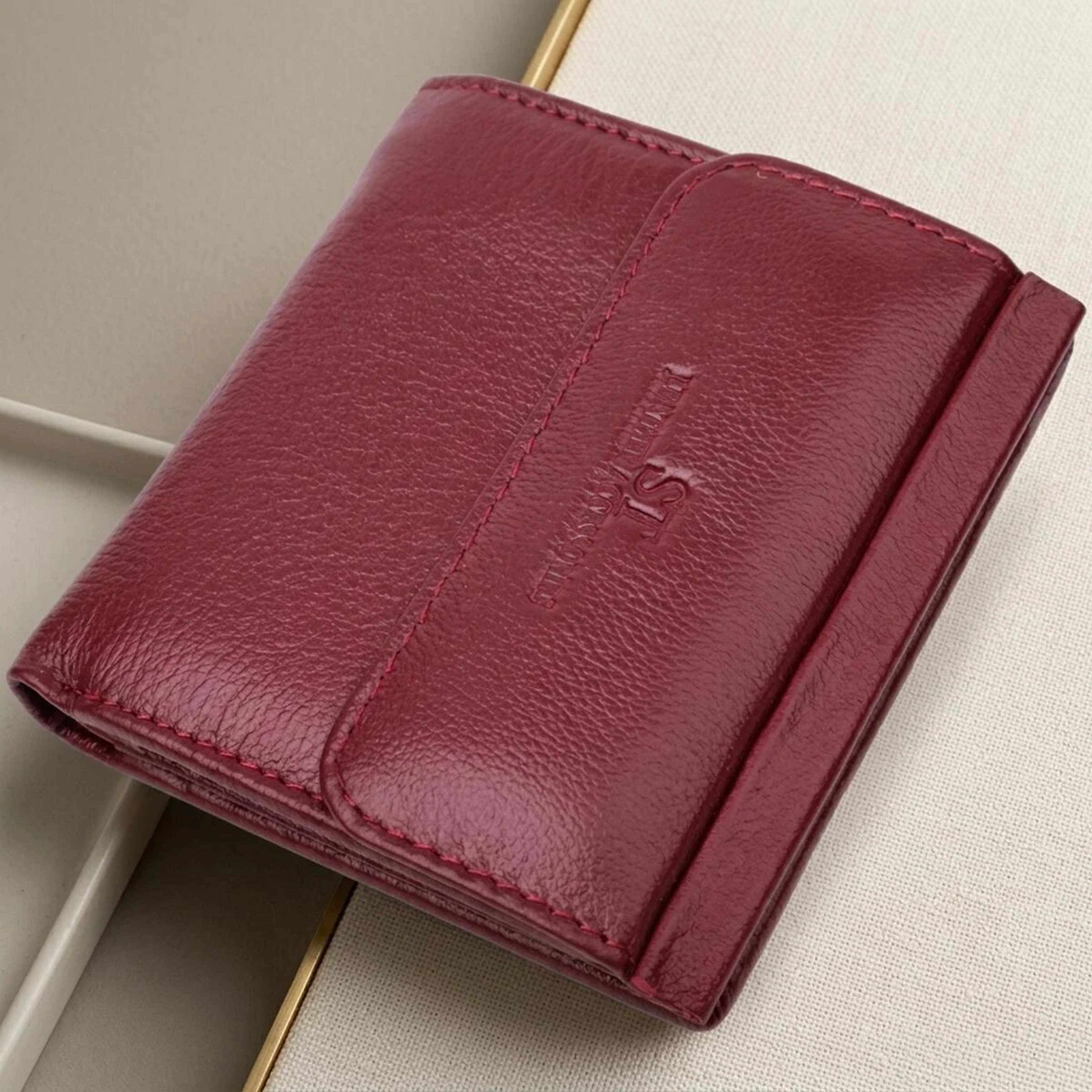Невеликий жіночий гаманець з монетницею з натуральної шкіри ST Leather 22544 Бордовий