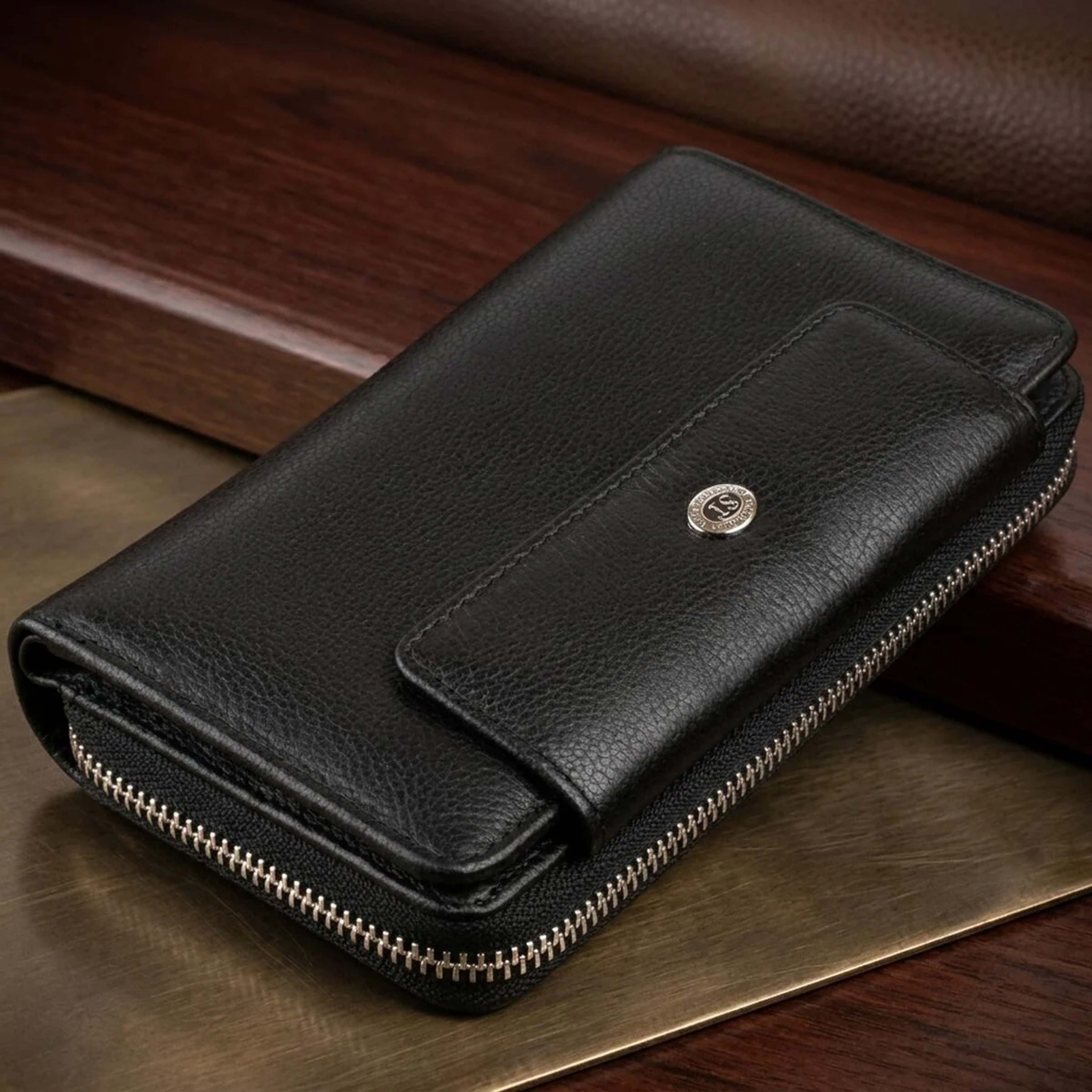 Гаманець зі шкіри на клямці ST Leather 19339 Чорний