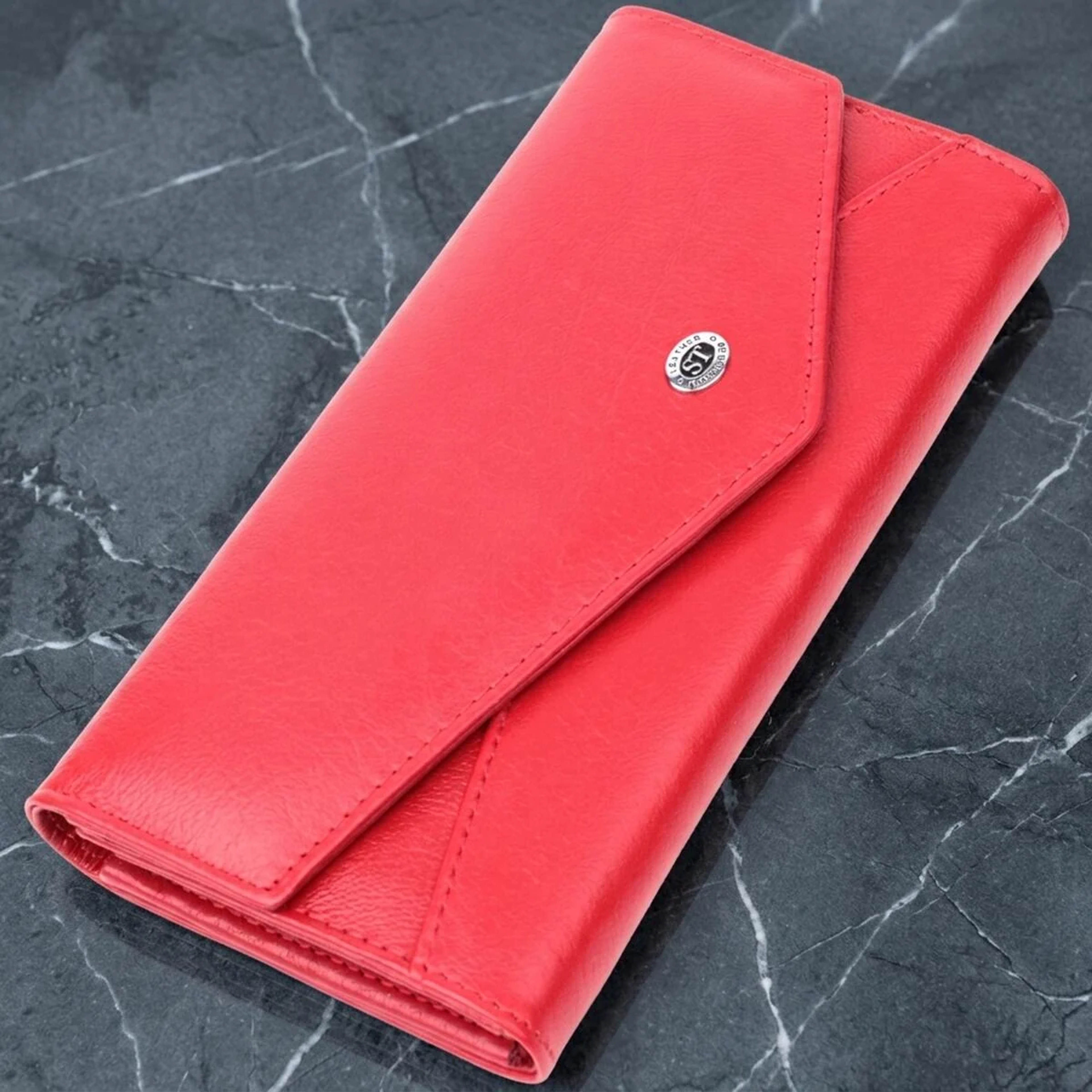 Жіночий гаманець з геометричним клапаном з натуральної шкіри ST Leather 22545 Червоний