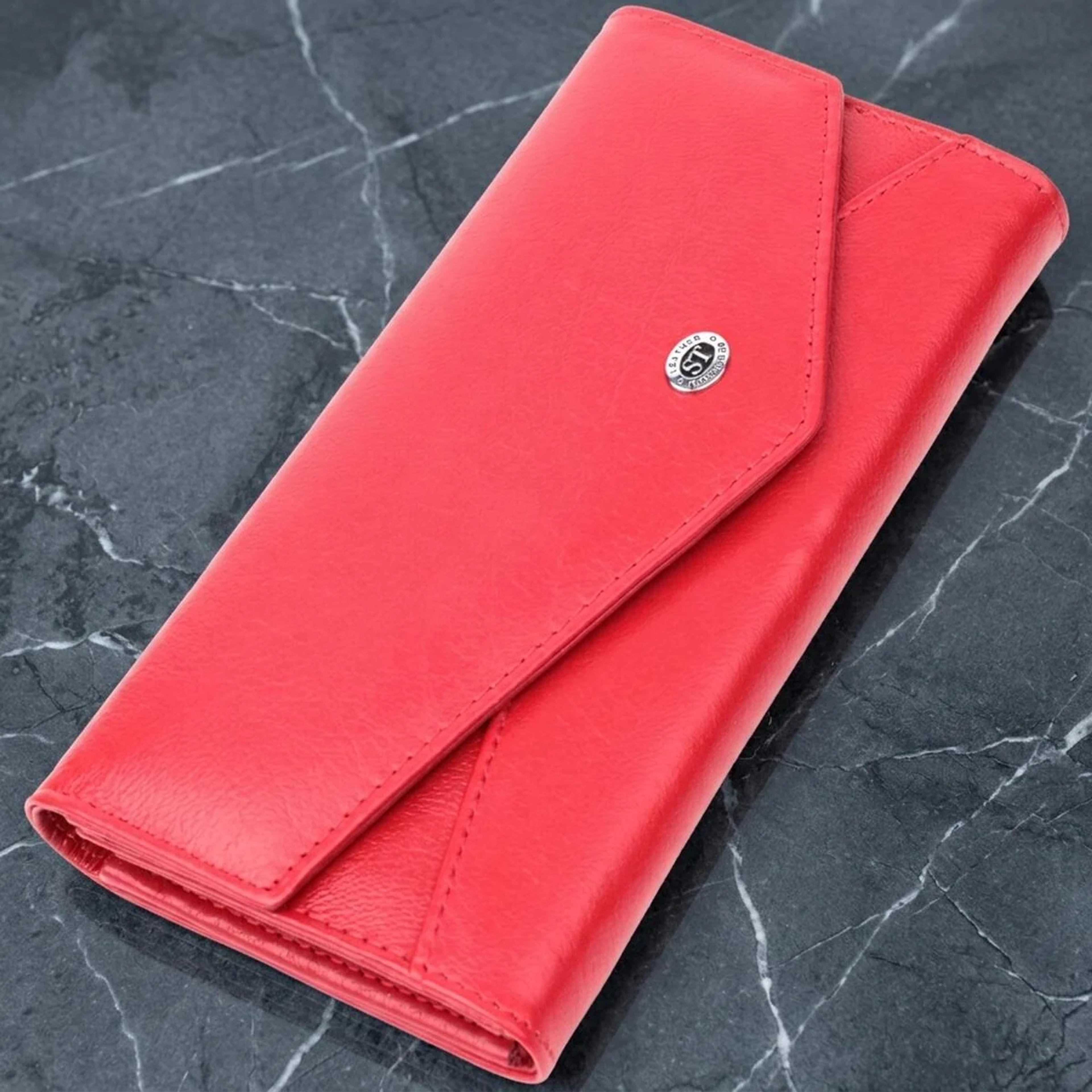 Жіночий гаманець з геометричним клапаном з натуральної шкіри ST Leather 22545 Червоний