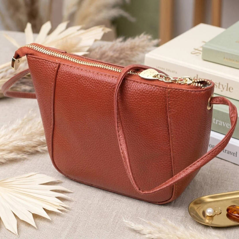 Невелика сумка жіноча через плече з натуральної шкіри Vintage 22300 Коричнева
