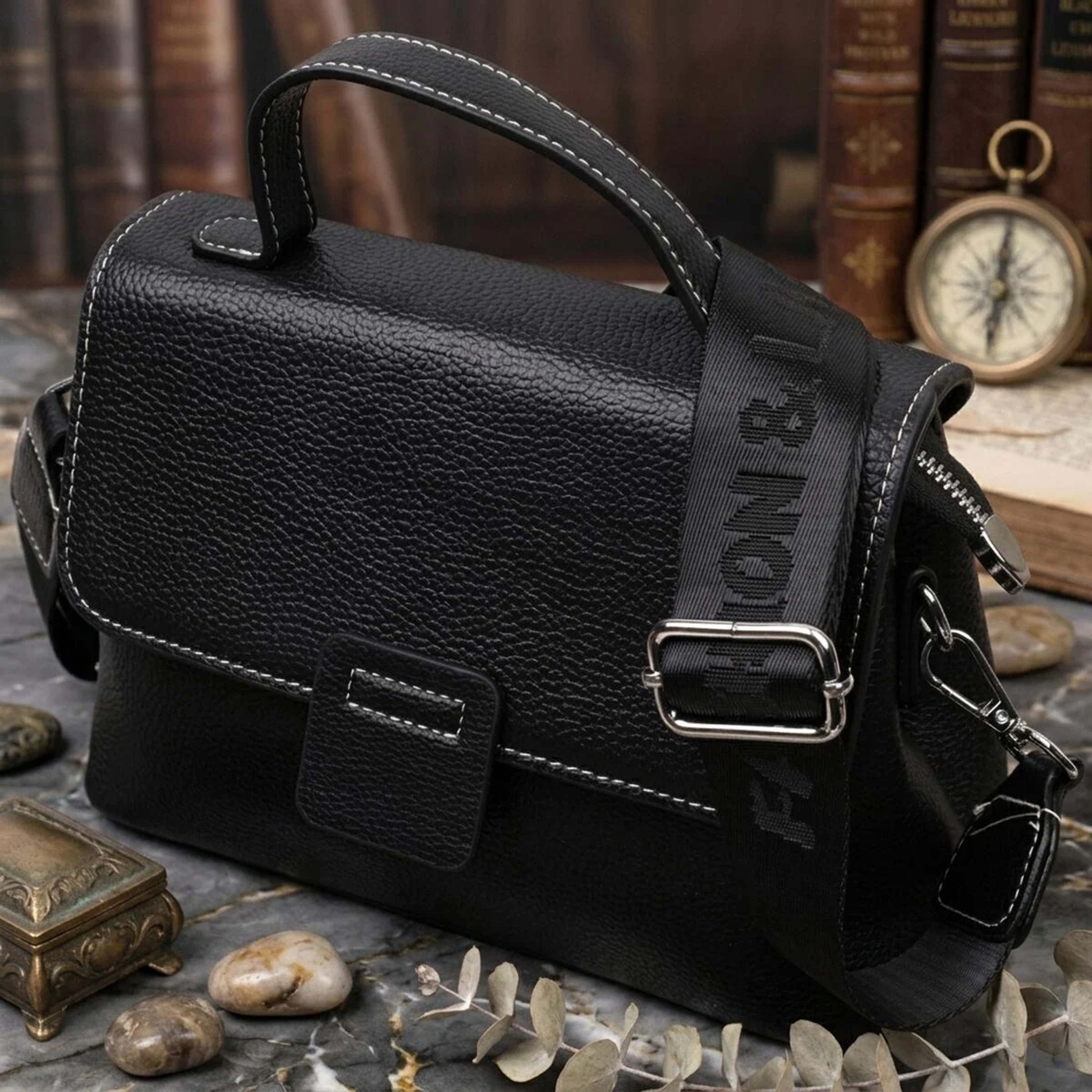 Сумка сетчел у класичному кольорі для жінок з натуральної шкіри Vintage 22291 Чорна