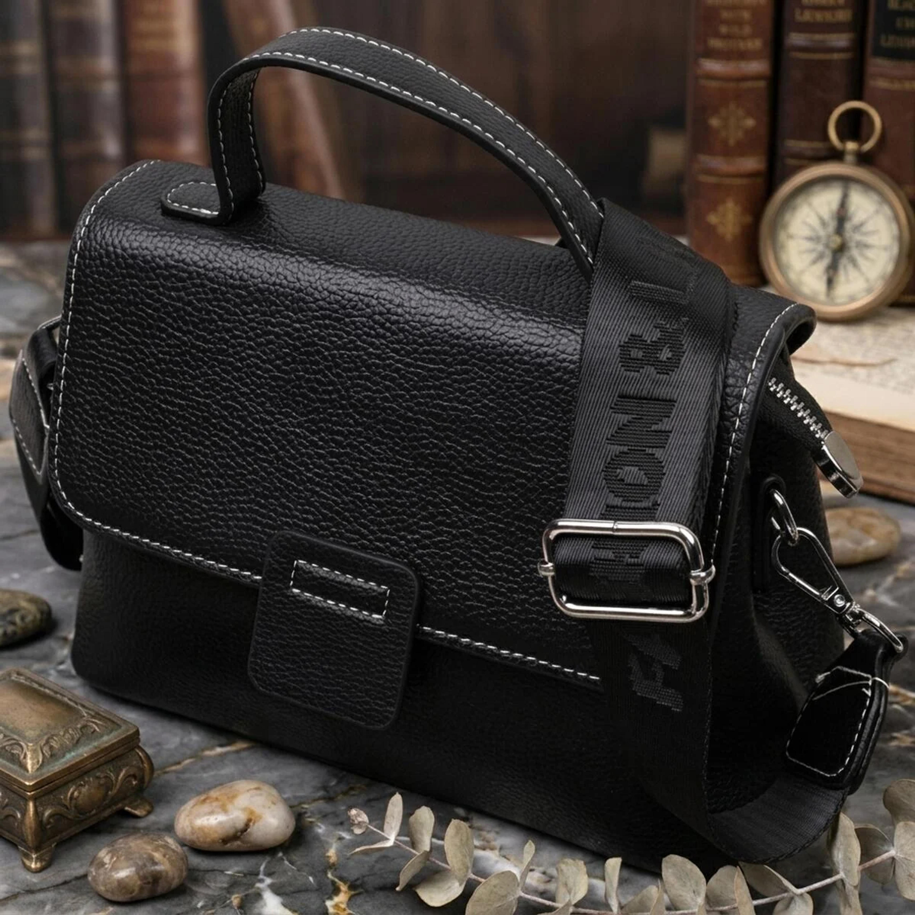 Сумка сэтчел в классическом цвете для женщин из натуральной кожи Vintage 22291 Черная