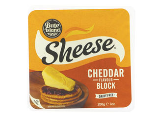 Bute Cheddar Flavour Block
