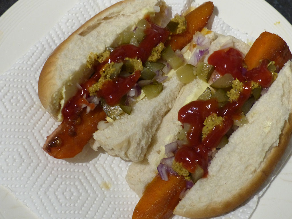 Vegan Carrot Hotdog