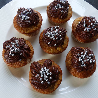 Banana Cupcakes with chocolate cream