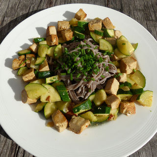 Tofu and Courgette stir fry