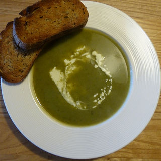 Sorrel and Lettuce Soup