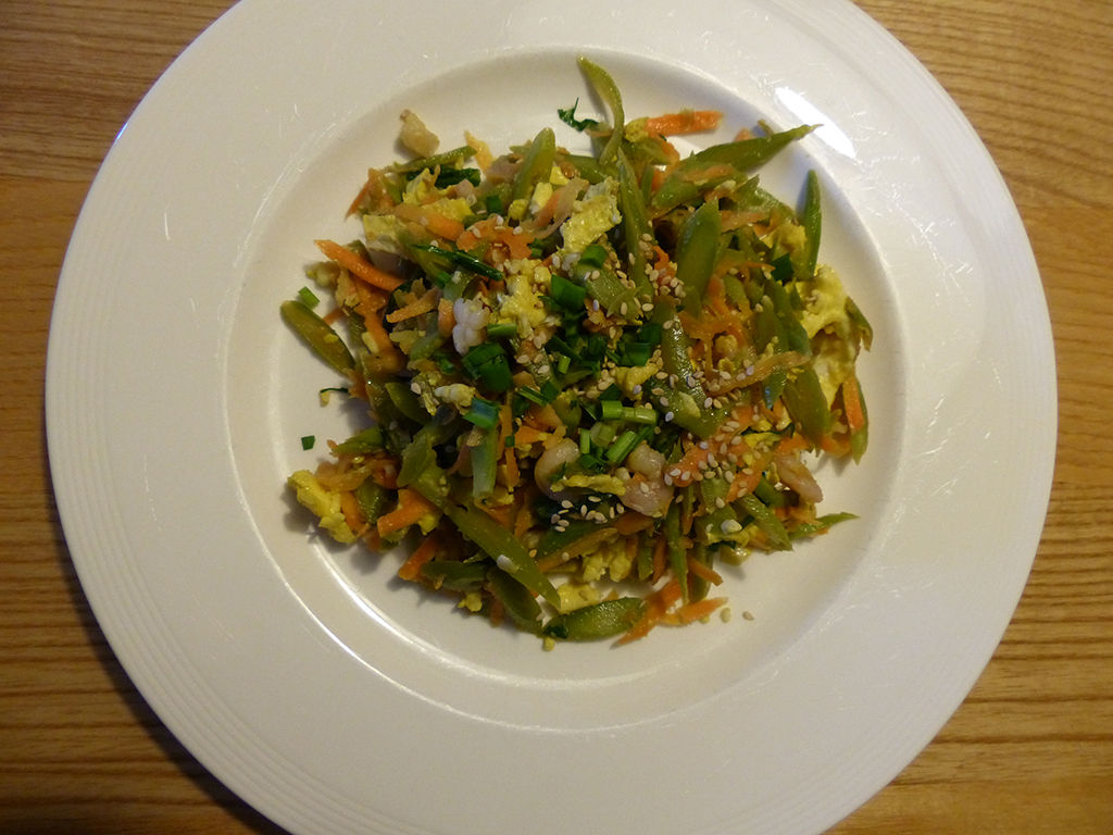 Runner bean & prawn salad