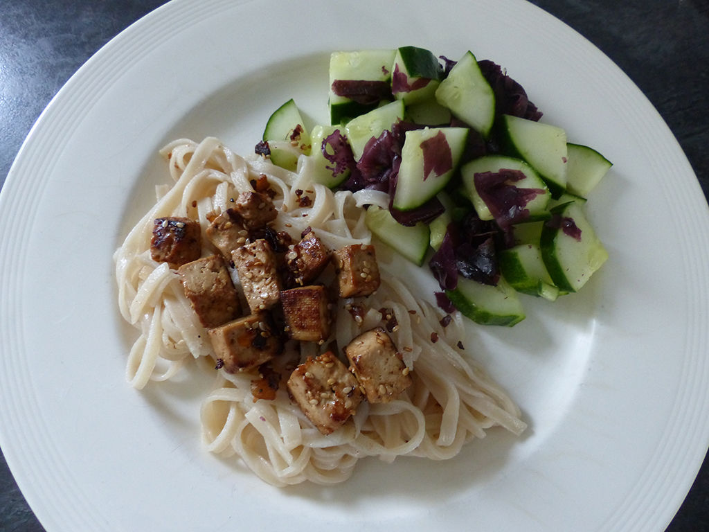 Seaweed Salad with Tofu