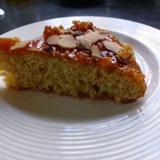 Honey & Semolina Cake