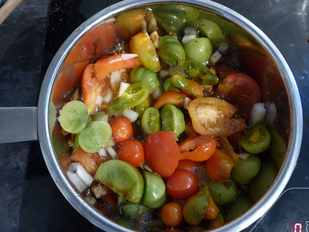 Green and Red Tomato Ketchup