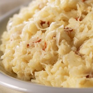 Dutch sauerkraut and potato dish (Zuurkoolstamppot)