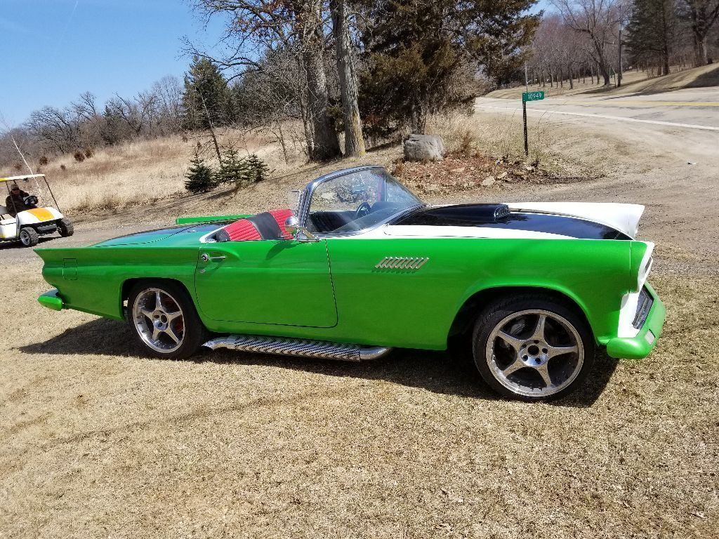 NICE 1957 Ford Thunderbird 2D