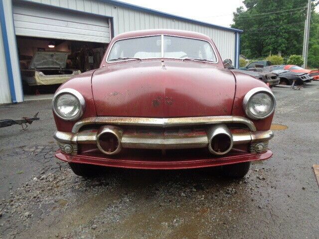 1951 Ford Deluxe Flathead V8 Shoe Box
