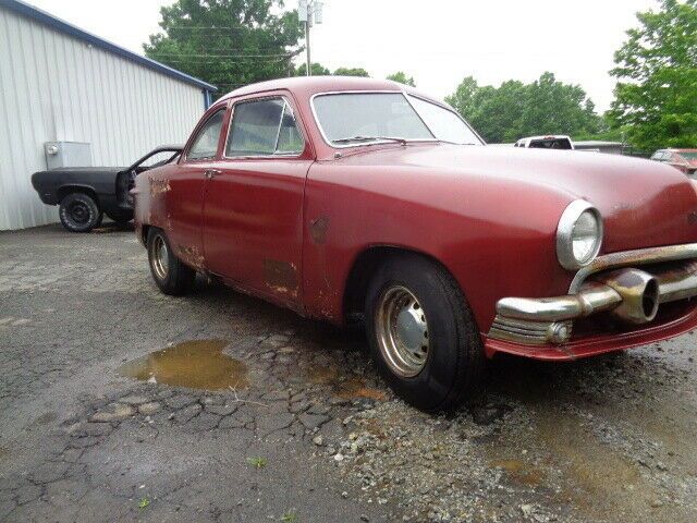 1951 Ford Deluxe Flathead V8 Shoe Box