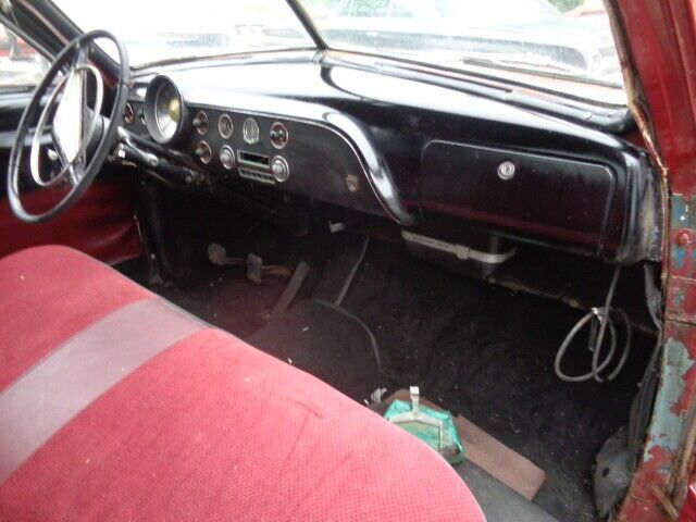 1951 Ford Deluxe Flathead V8 Shoe Box