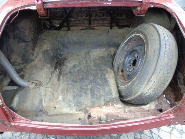 1951 Ford Deluxe Flathead V8 Shoe Box