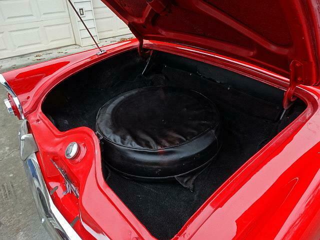 1956 Ford Thunderbird