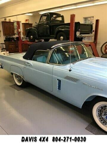 1957 Ford Thunderbird Convertible