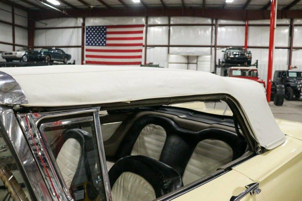 1959 Ford Thunderbird