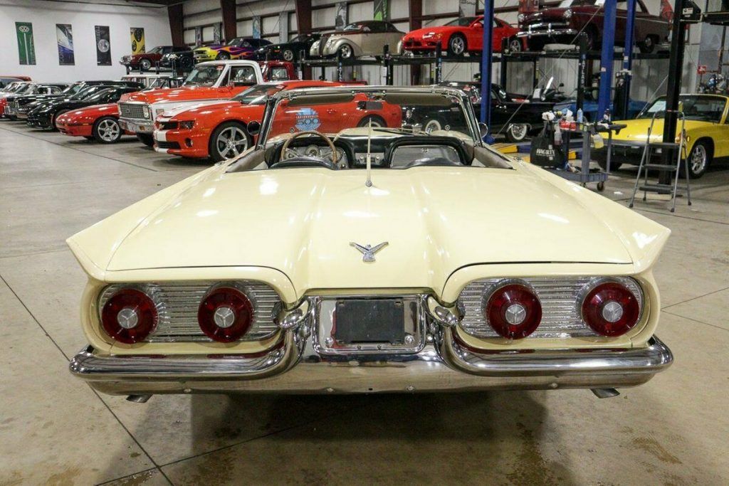 1959 Ford Thunderbird