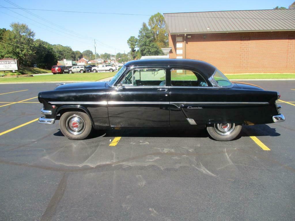1954 Ford Customline Sedan