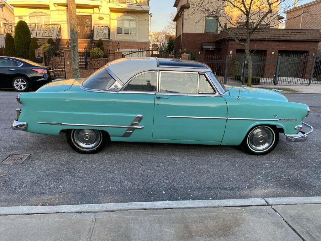 1953 Ford Crestline Victoria Skyliner w/ Flathead V8 & Ford-O-Matic