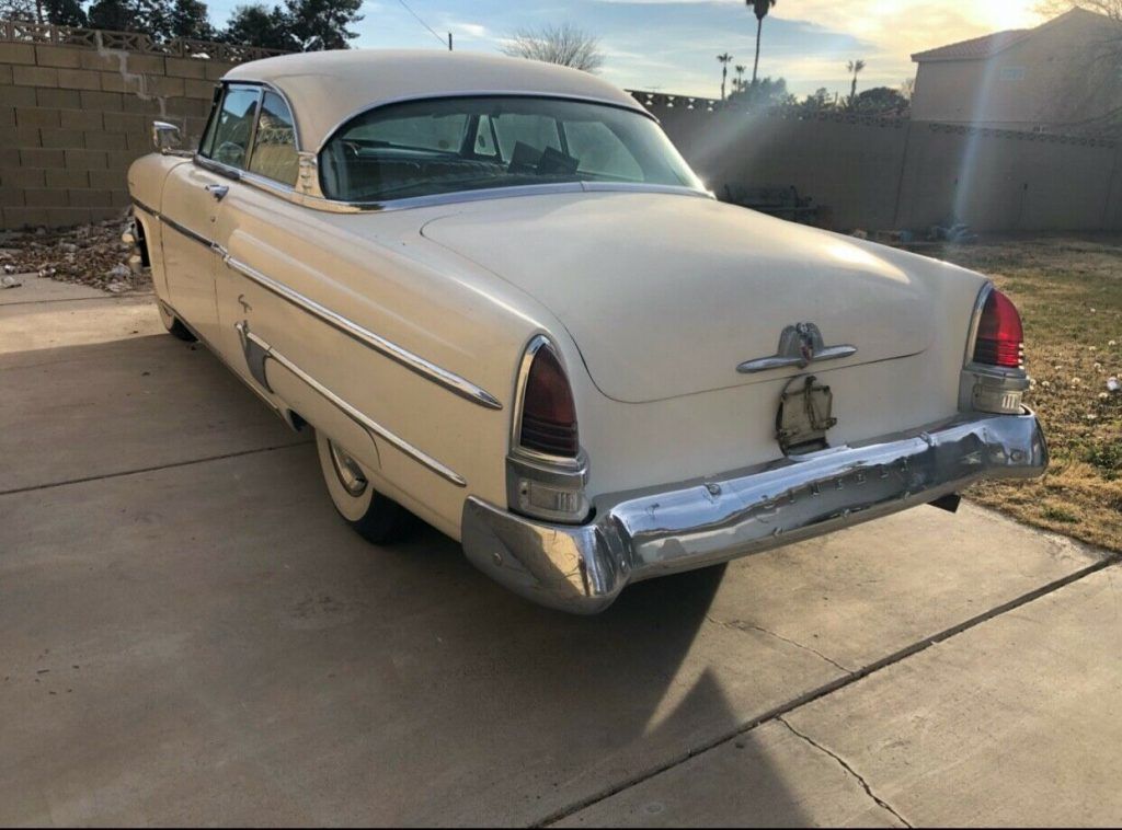 1954 Lincoln Capri Coupe