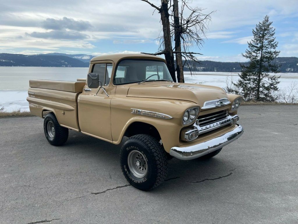 1959 Chevrolet Apache fleetside 4×4!!!