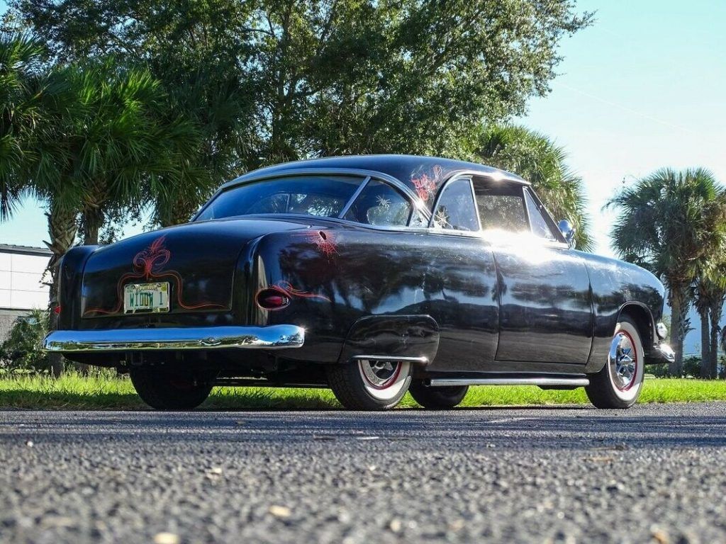 1951 Ford Victoria