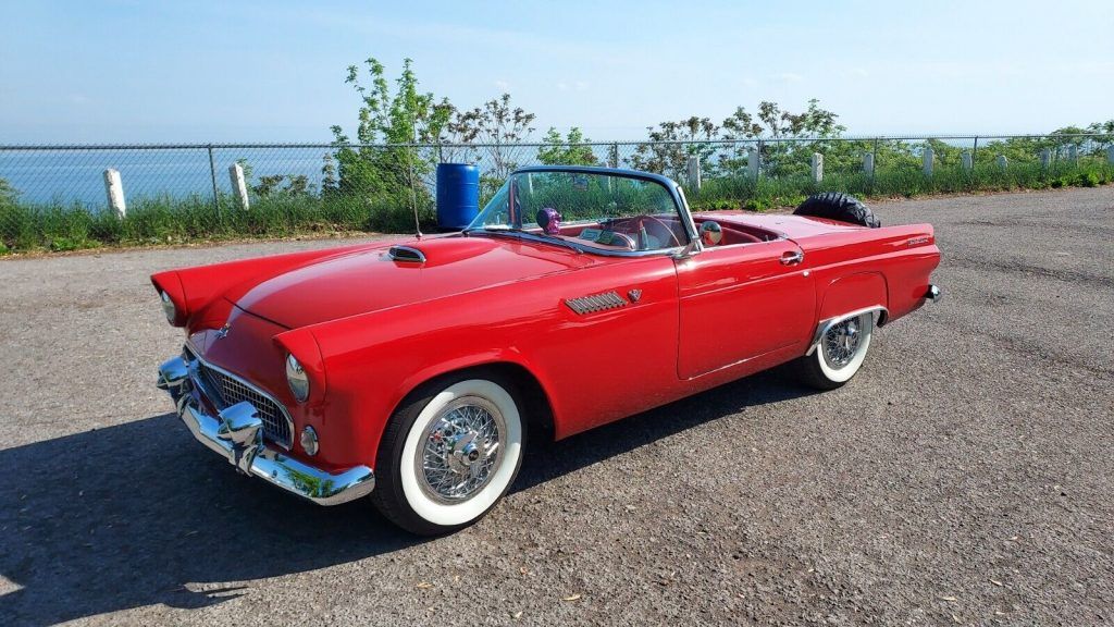 1955 Ford Thunderbird