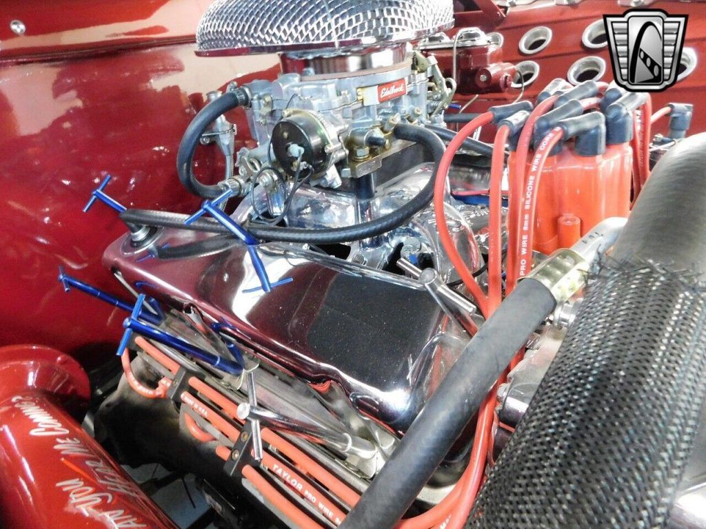 Pearl White / Maroon 1950 Ford Custom 302 CID V8 4 Speed auto w/ Overdrive Auto