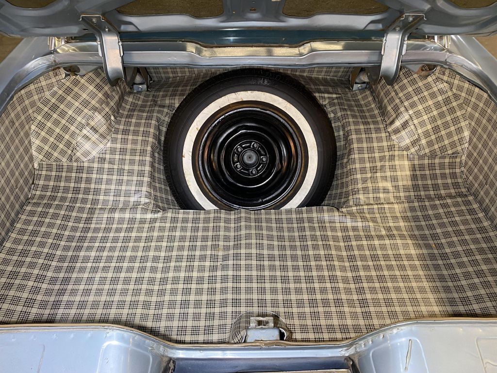 1959 Ford Thunderbird